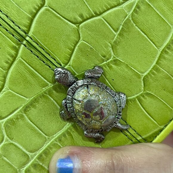 Karen Callan Green Alligator Crocodile Skin Turtle Clutch - Picture 6 of 8